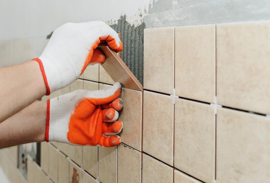 Different Ways to Transition from Tile to Drywall