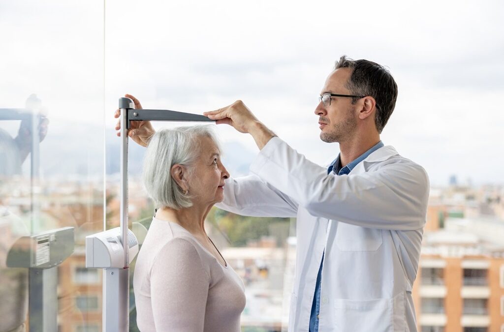 Does osteoporosis make you shrink in height?