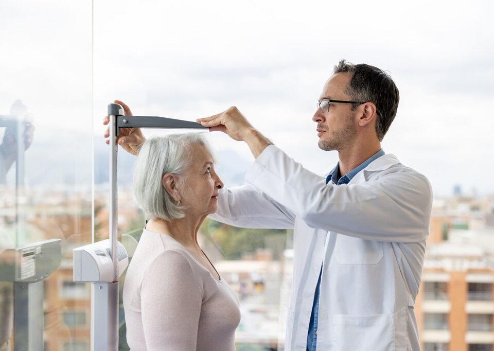 Does osteoporosis make you shrink in height?